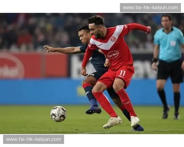 德乙射手榜揭秘：争冠路上的尖刀们