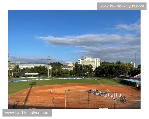 棒球入场：一次从门票到欢呼的仪式感体验